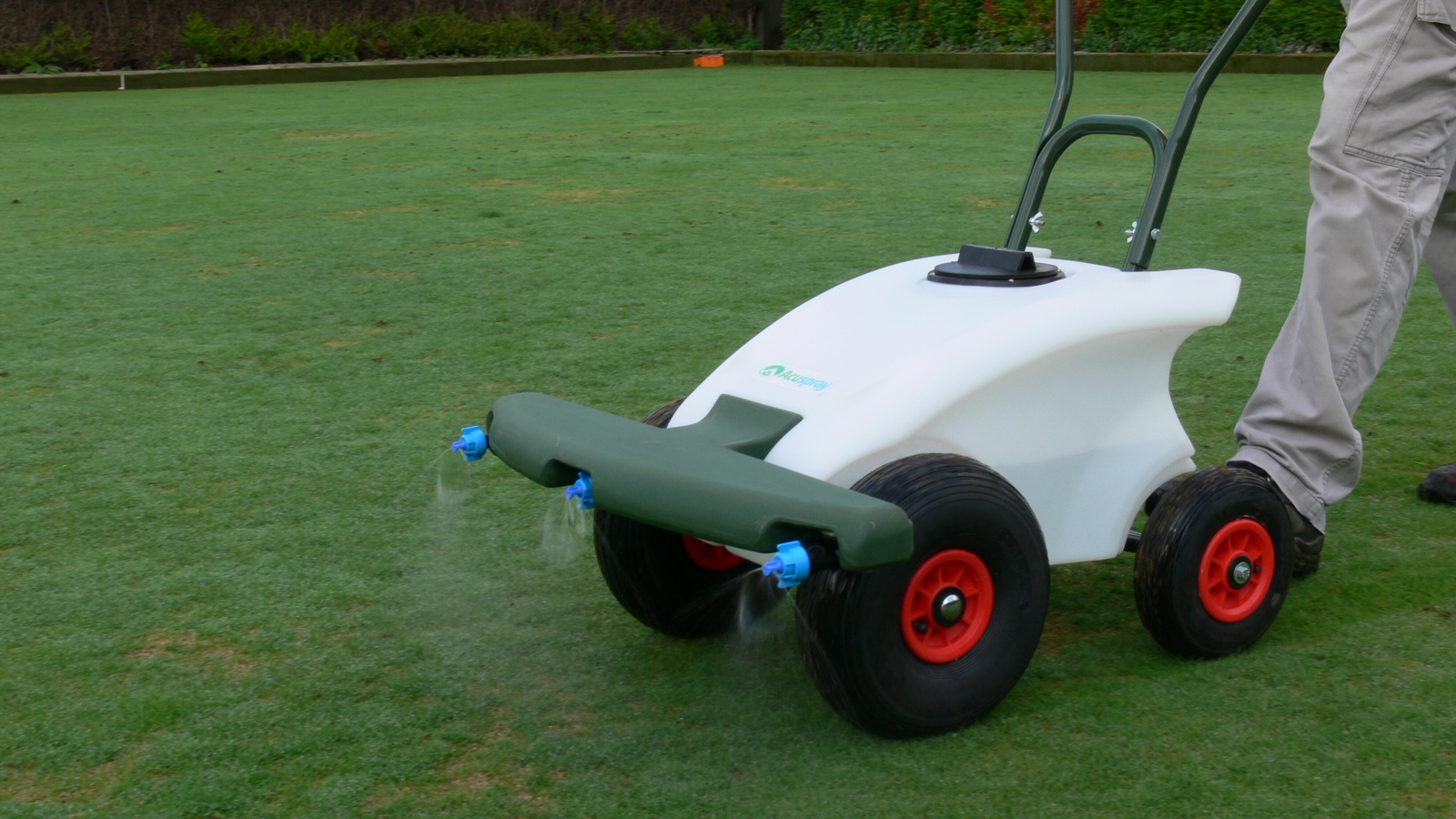 Acuspray amenity sprayer Techneat